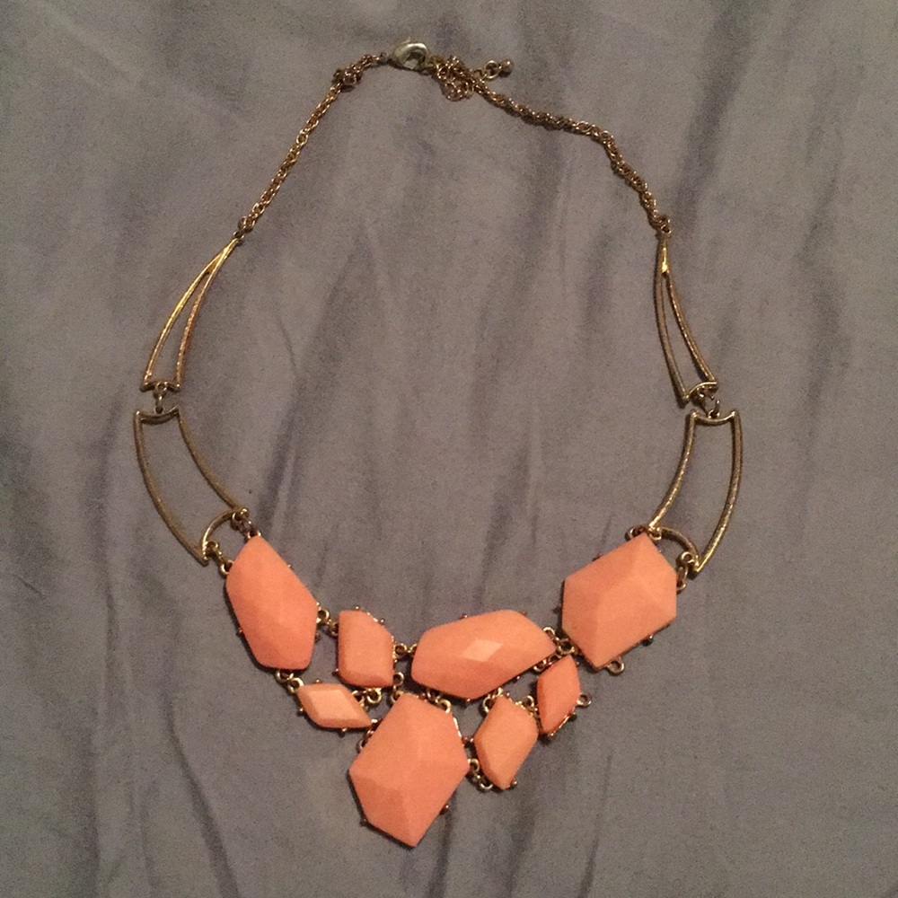 Peach statement necklace